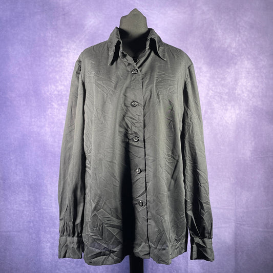 Vintage 1970s 80s Women's Ladies Dagger Collar Shirt Black
