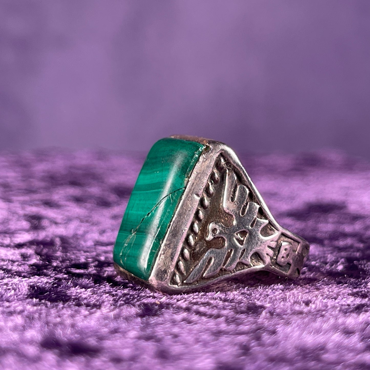Vintage Native American Malachite Thunderbird &amp; Kachina Navajo 925 Silver Ring Size 9.5 / T&nbsp;