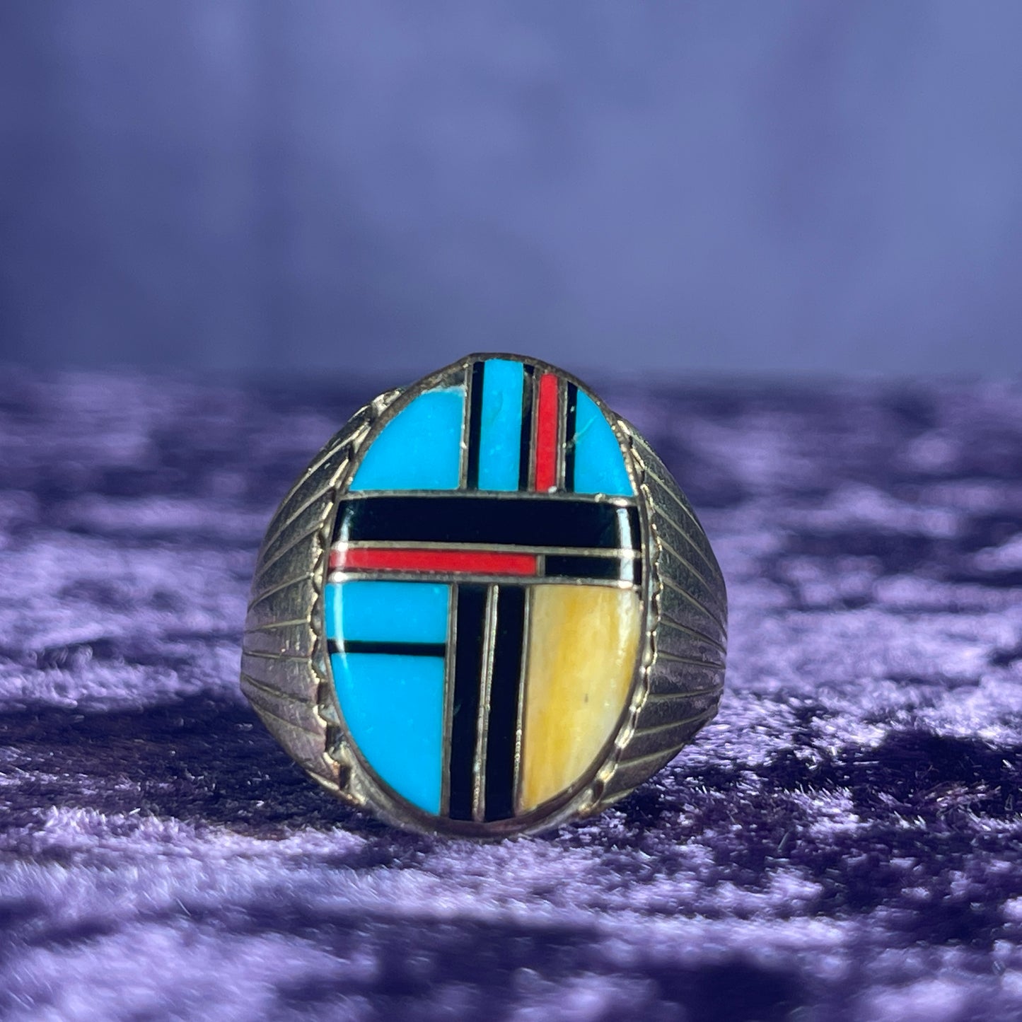 Native American Vintage Zuni Turquoise Jet Mother Pearl Sterling Silver 925 &nbsp;Ring Size T / 9.5&nbsp;