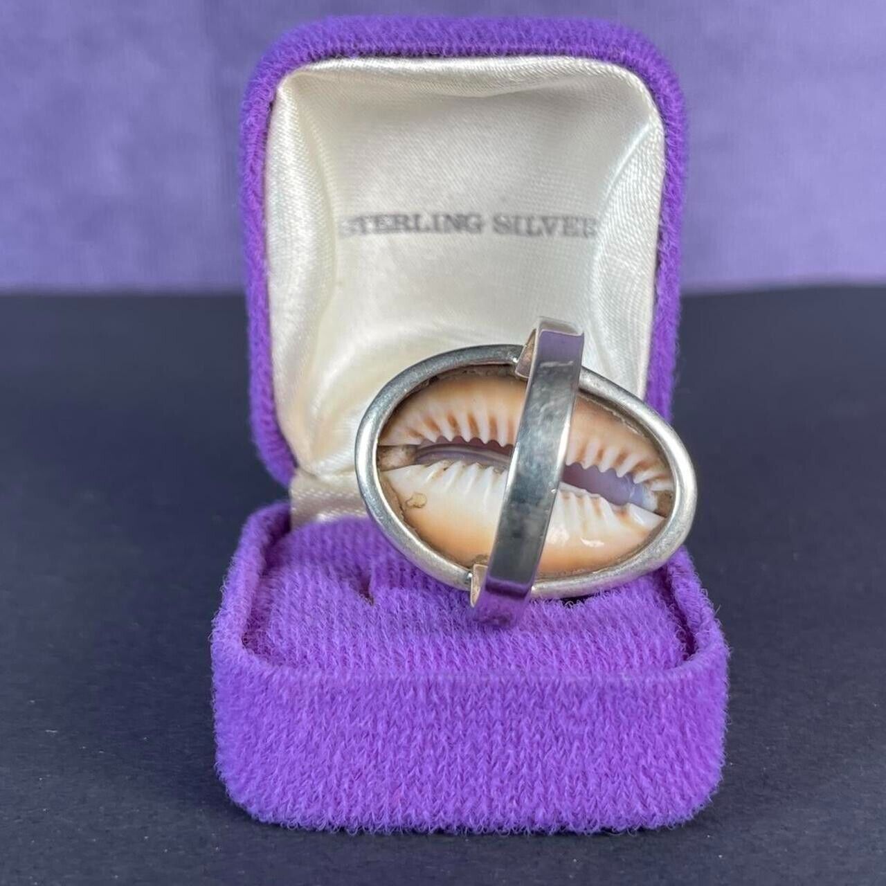 Vintage Large Oval Madura stone Seashell Sterling Silver Ring Size W - 11